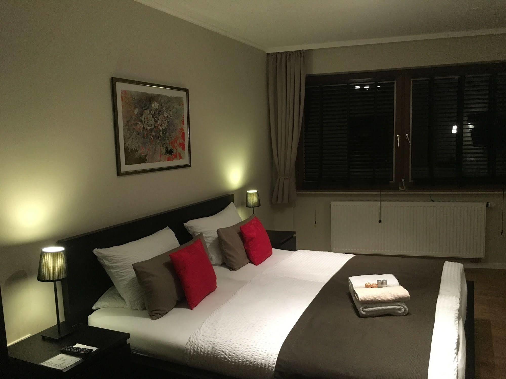 Wohnraum Hotel & Gaestehaus Gusterath Dış mekan fotoğraf